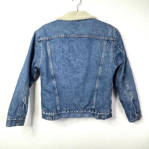 Levi’s Sherpa Denim Jacket Women’s XS Boho Coastal Cowgirl Western Trucker Jean - Picture 10 of 12
